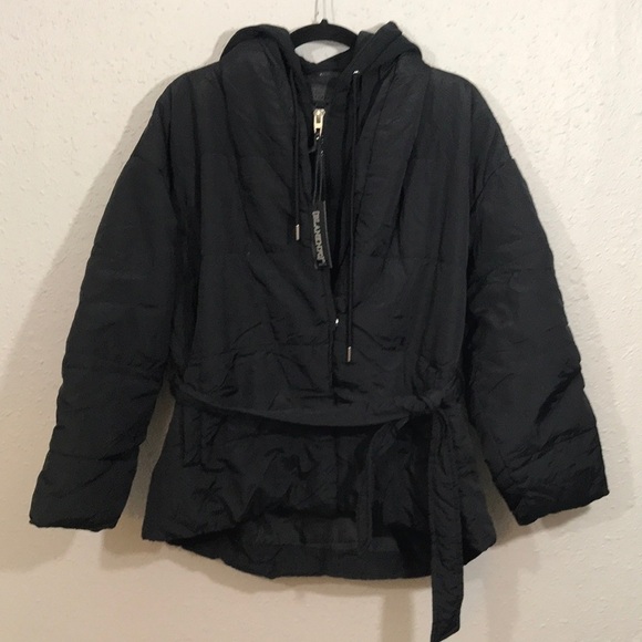 Blanknyc NWT All Black FAIR SHAKE Puffer Hooded Waist Tie JACKET size S - Picture 1 of 16